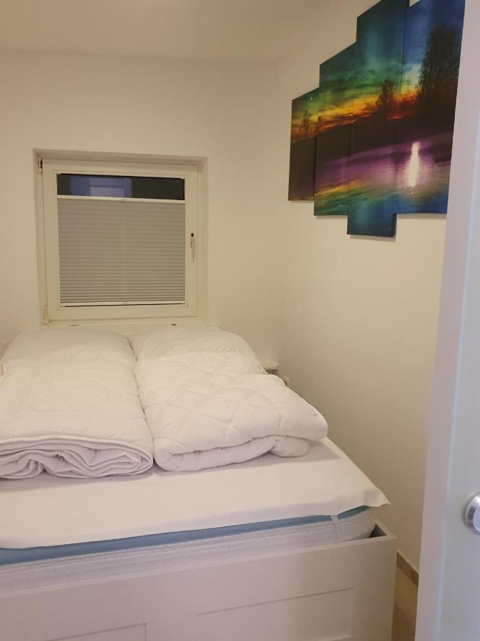 Mikes Apartment *